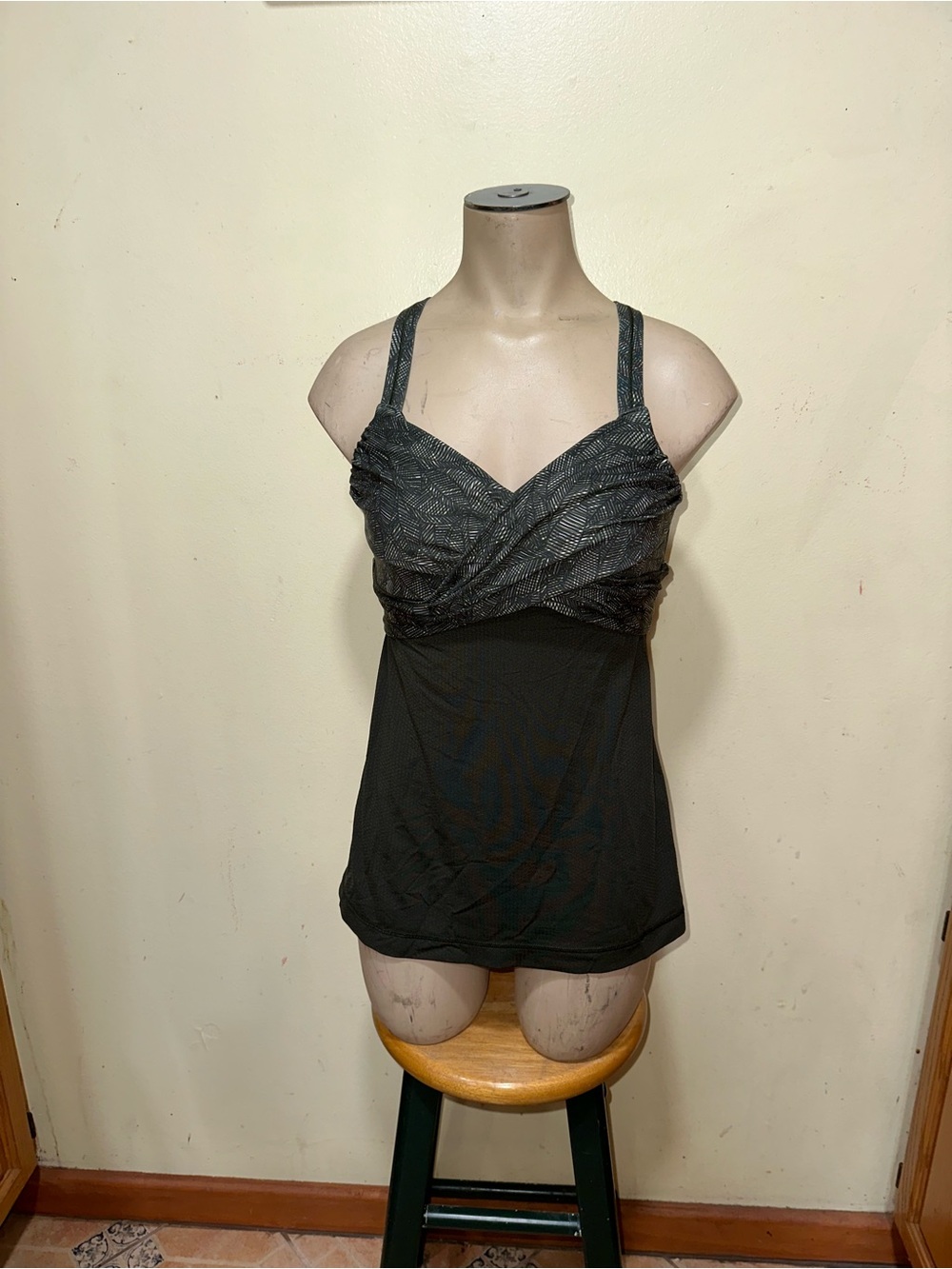 Woman’s Lululemon athletic tank top
